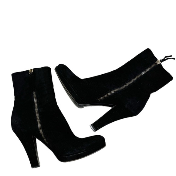 Miu Miu black suede ankle booties - Picture 1 of 13